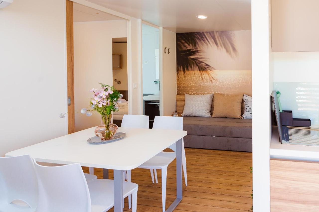 Premium Mobile Homes Istria - Camping Lanterna Porec - Luxury Mobilhome Exterior foto